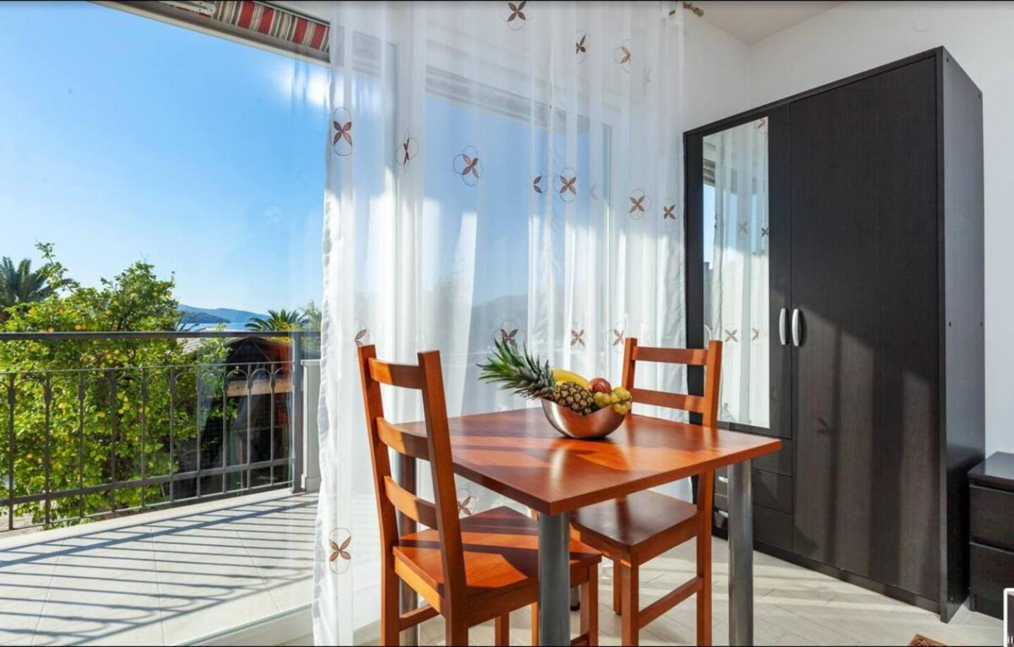 شقة Affabilis Vip House تروغير المظهر الخارجي الصورة